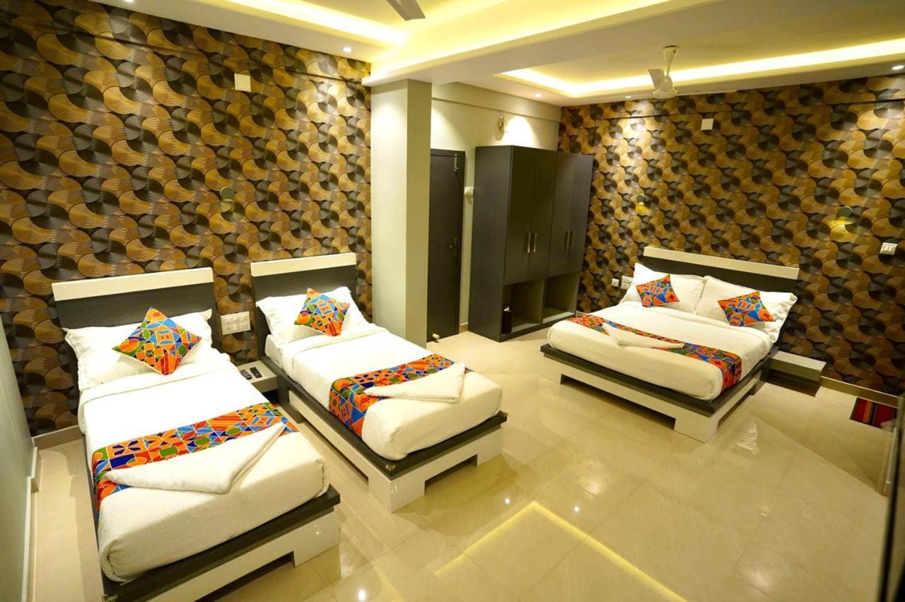 Geetha Govindham Hotel Guruvāyūr Eksteriør billede